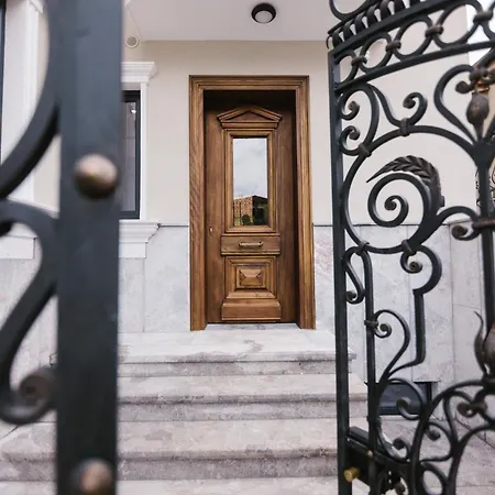 דירה Alko Cozy 1-bedroom 0-a